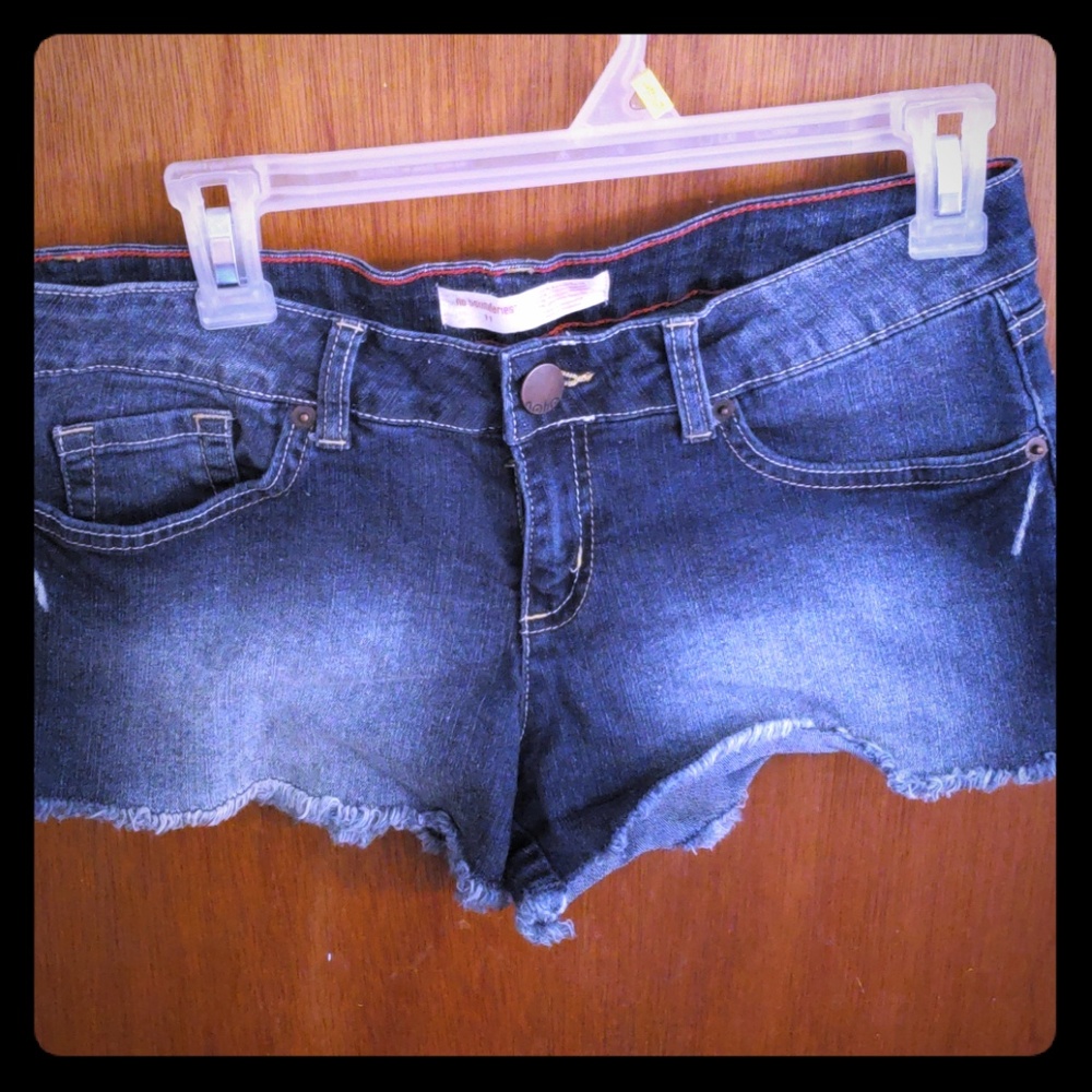 Cut off shorts